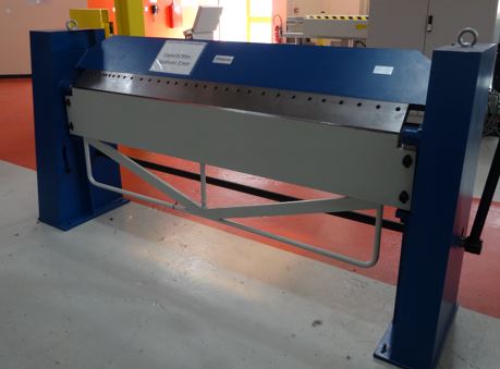 Folding machine